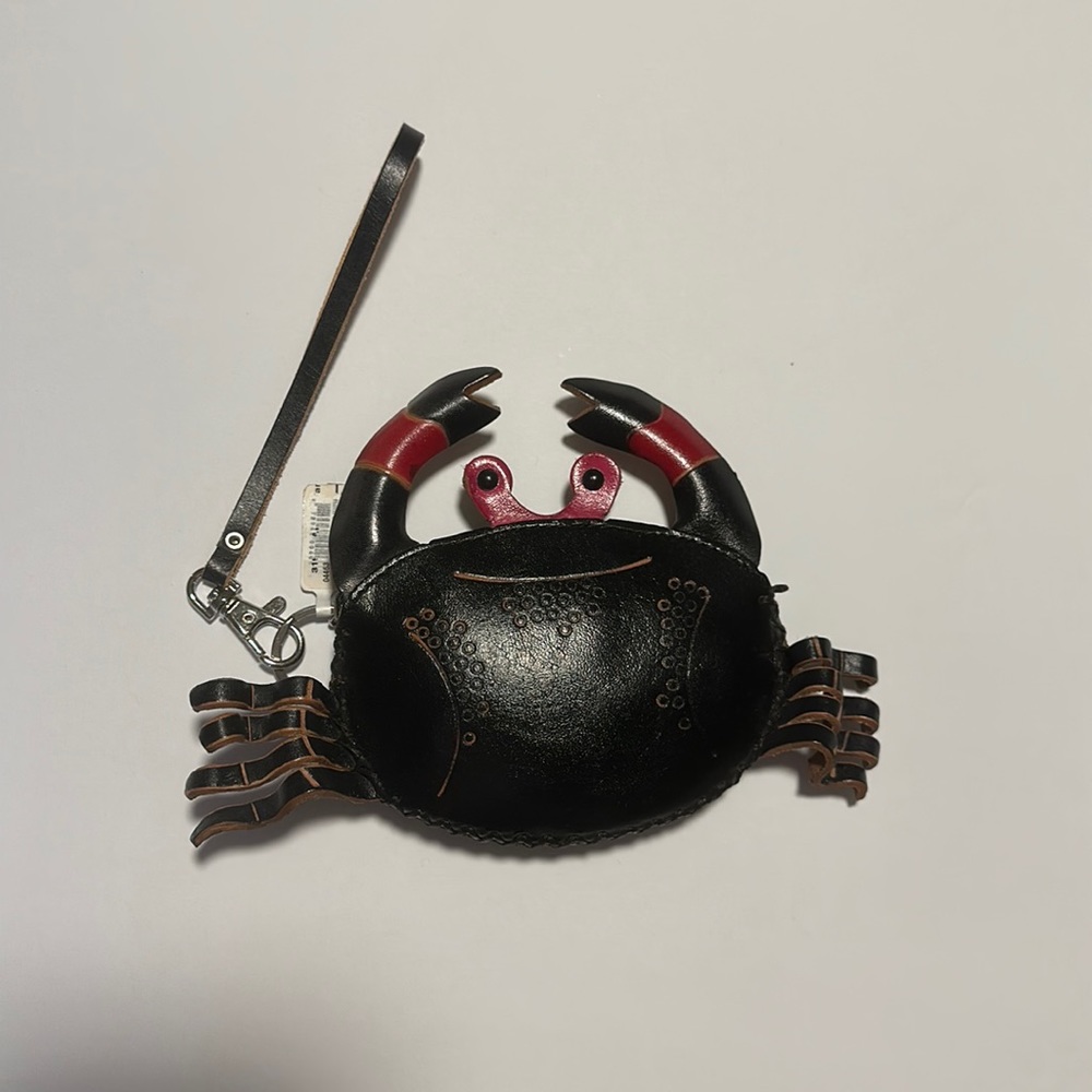 Genuine leather crab 🦀 zipper pouch approx 3x6”